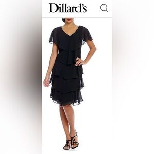 NWT Jewel V-Neck Short Sleeve Georgette Tiered Capelet Shift Dress